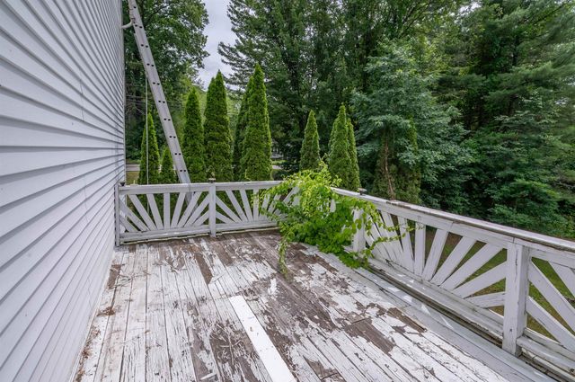 241 High Range Road, Londonderry, NH 03053