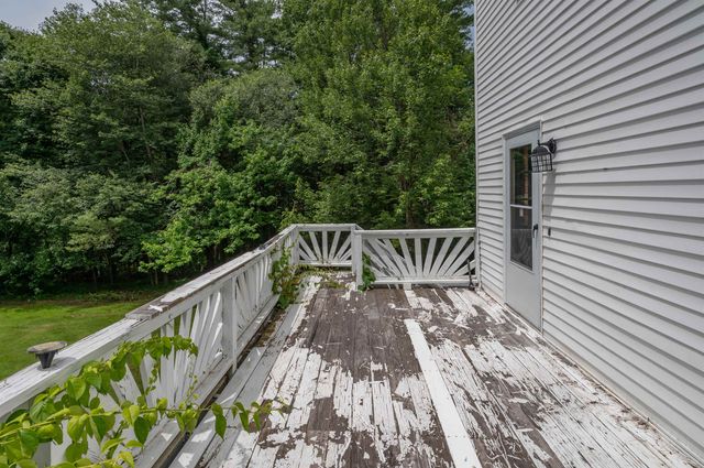241 High Range Road, Londonderry, NH 03053