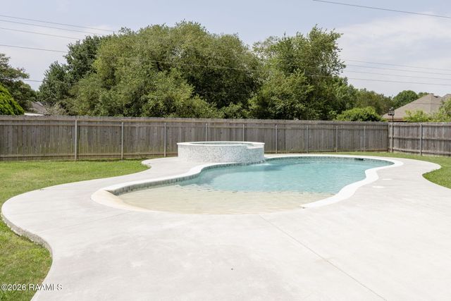 418 E Peck Boulevard, Lafayette, LA 70508