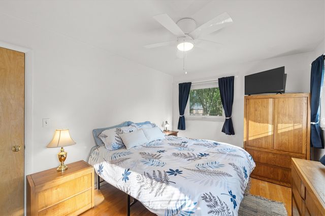 1609 Glastonbury Road, Ann Arbor, MI 48103
