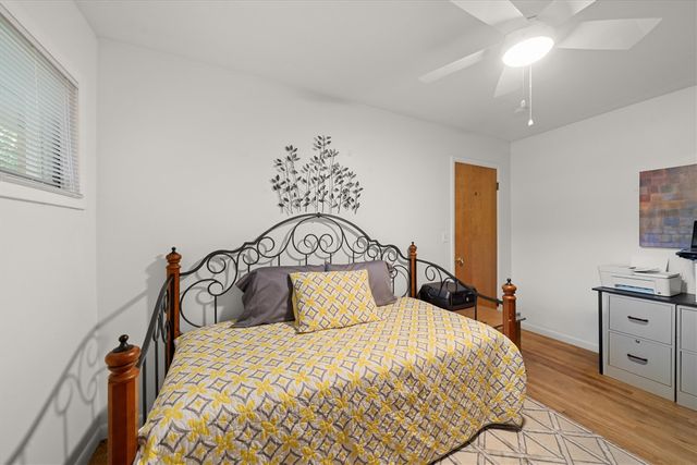1609 Glastonbury Road, Ann Arbor, MI 48103