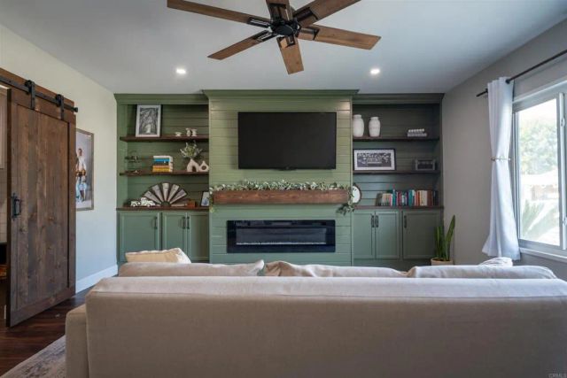 10046 Woodrose Avenue, Santee, CA 92071