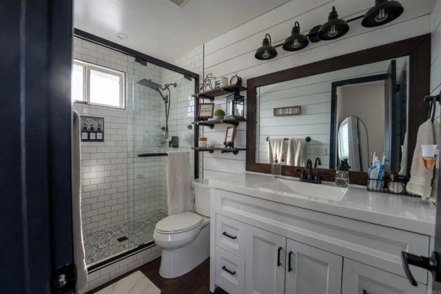 10046 Woodrose Avenue, Santee, CA 92071