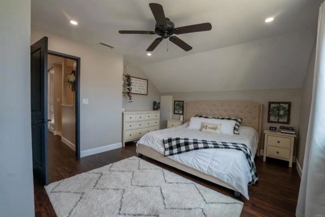 10046 Woodrose Avenue, Santee, CA 92071