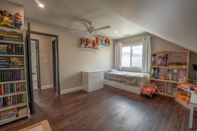 10046 Woodrose Avenue, Santee, CA 92071