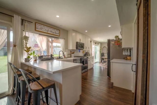 10046 Woodrose Avenue, Santee, CA 92071