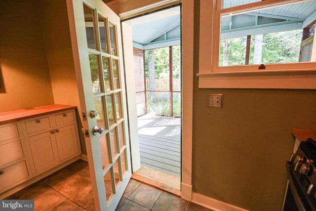 3290 ARUNDEL ON THE BAY RD, Annapolis, MD 21403