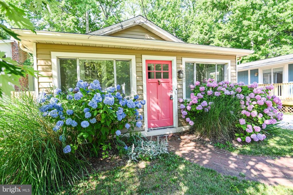 3290 ARUNDEL ON THE BAY RD, Annapolis, MD 21403