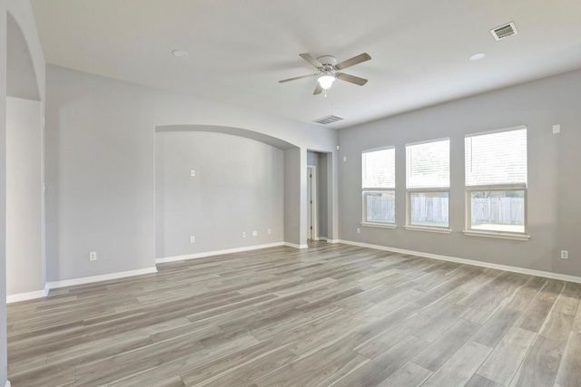 1207 Utopia LN, Hutto, TX 78634