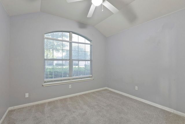 1207 Utopia LN, Hutto, TX 78634