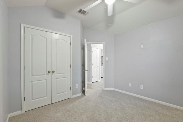 1207 Utopia LN, Hutto, TX 78634