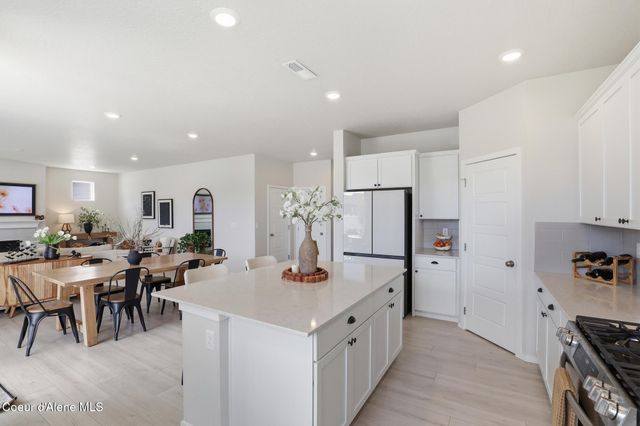 3146 N Coco ST, Post Falls, ID 83854