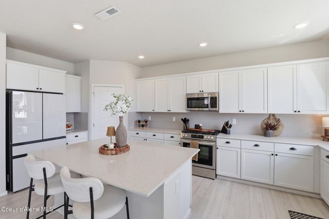 3146 N Coco ST, Post Falls, ID 83854