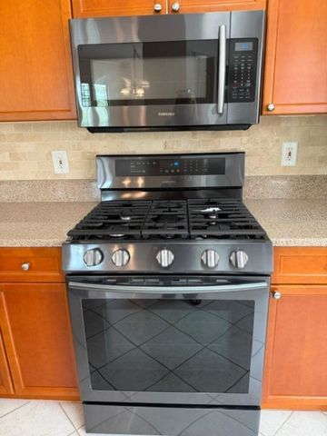 2733 VIA CIPRIANI 820B, Clearwater, FL 33764
