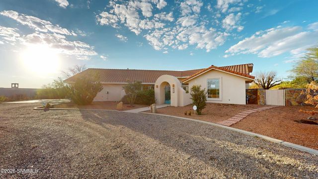 5301 Redman Road, Las Cruces, NM 88011