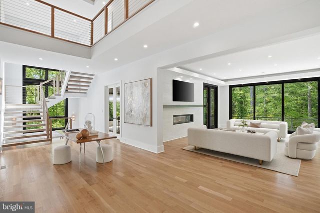 938 SAIGON RD, Mclean, VA 22102