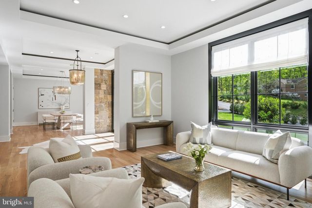 938 SAIGON RD, Mclean, VA 22102