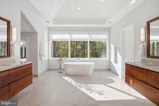 938 SAIGON RD, Mclean, VA 22102