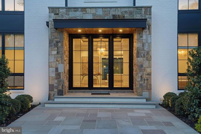 938 SAIGON RD, Mclean, VA 22102