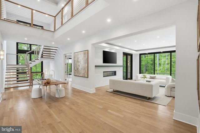 938 SAIGON RD, Mclean, VA 22102