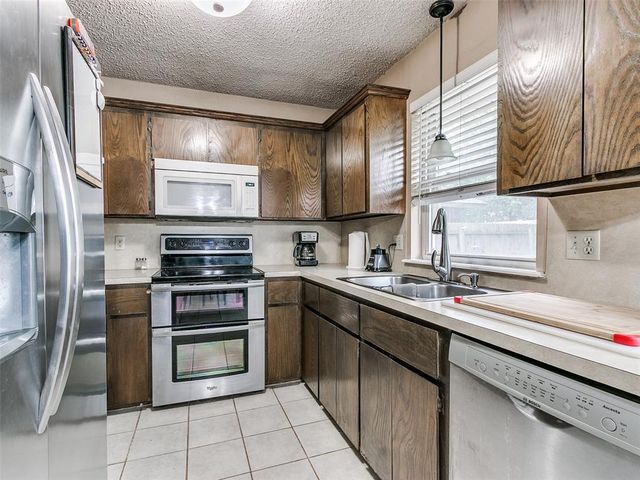 805 Mallard Avenue, Edmond, OK 73003