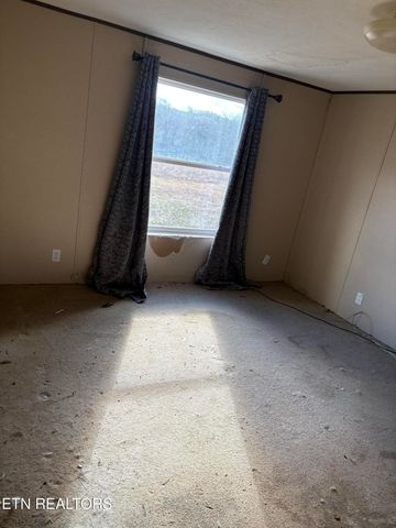 106 Swafford Rd, Spring City, TN 37381