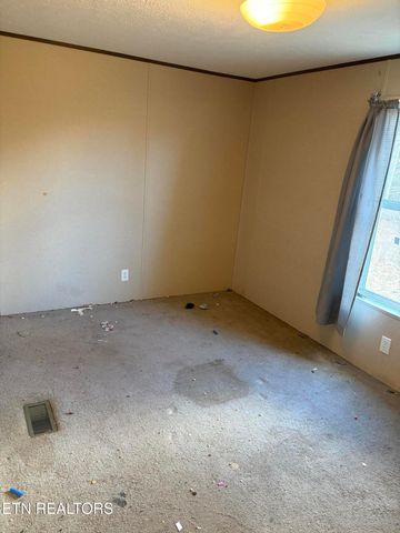 106 Swafford Rd, Spring City, TN 37381