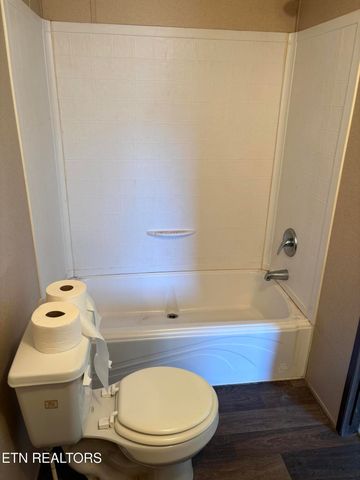 106 Swafford Rd, Spring City, TN 37381