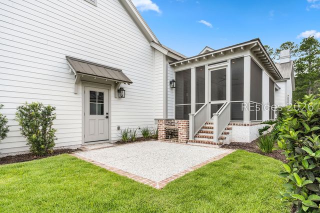 127 Hunting Lodge Rd, Bluffton, SC 29910