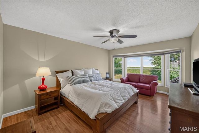 18 Farnsworth Court C, O'fallon, MO 63368