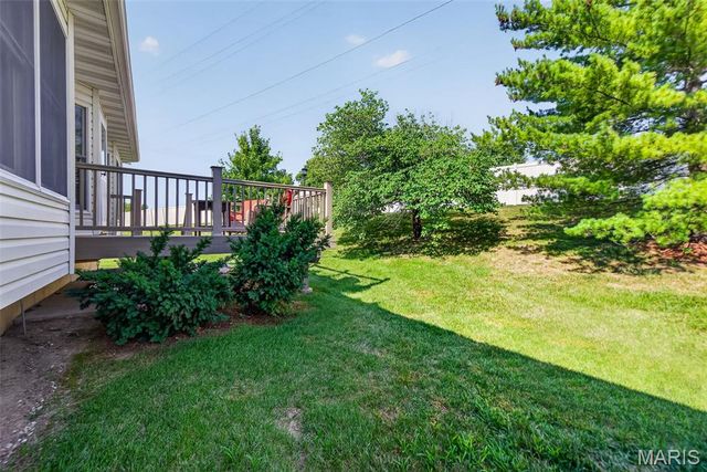 18 Farnsworth Court C, O'fallon, MO 63368