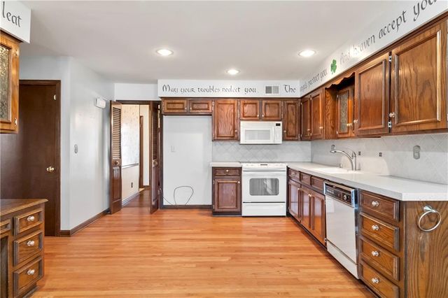 12126 Jefferson Court, Kansas City, MO 64145