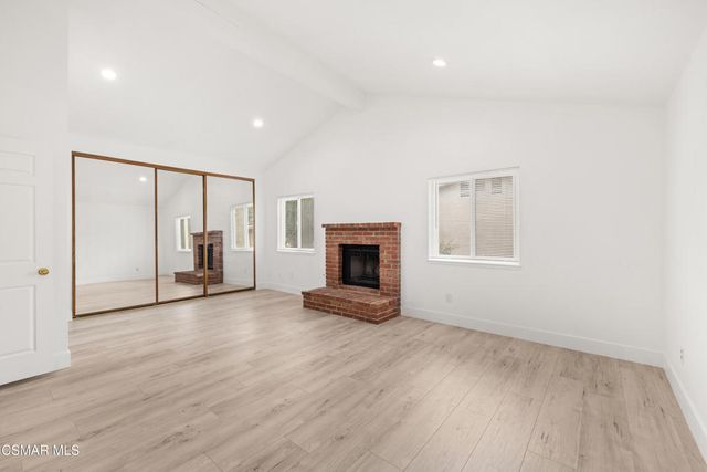 27917 Via Amistosa, Agoura Hills, CA 91301