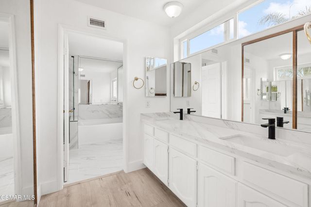 27917 Via Amistosa, Agoura Hills, CA 91301