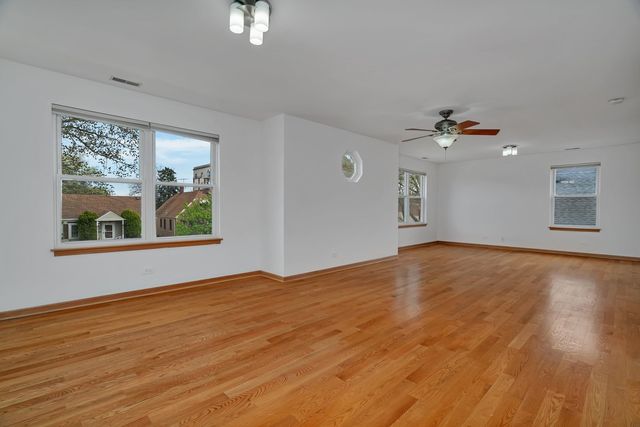 9418 Tulley Avenue, Oak Lawn, IL 60453