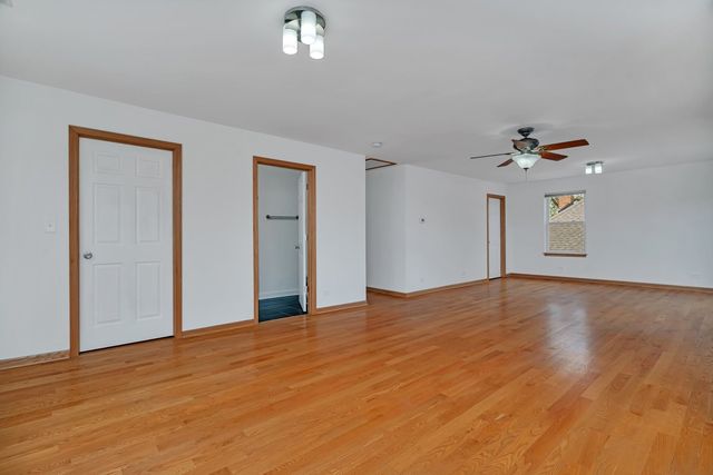 9418 Tulley Avenue, Oak Lawn, IL 60453