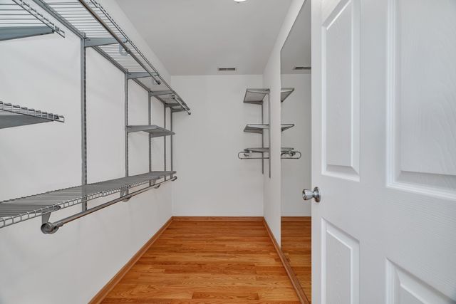 9418 Tulley Avenue, Oak Lawn, IL 60453