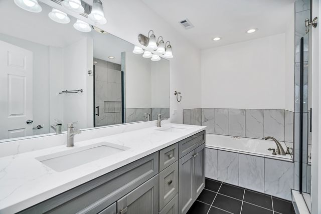 9418 Tulley Avenue, Oak Lawn, IL 60453