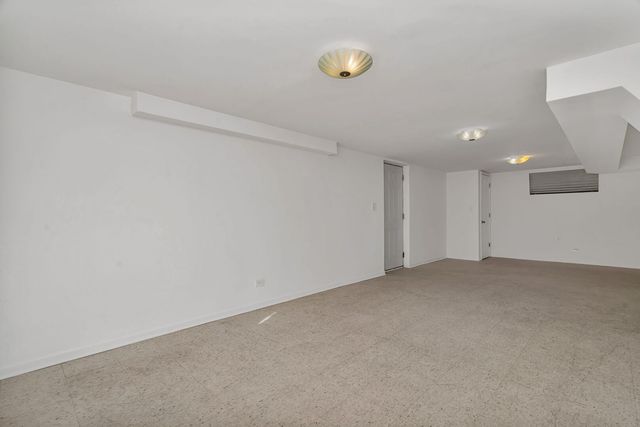 9418 Tulley Avenue, Oak Lawn, IL 60453