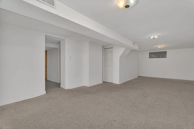 9418 Tulley Avenue, Oak Lawn, IL 60453