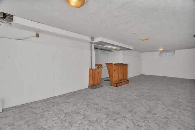 9418 Tulley Avenue, Oak Lawn, IL 60453