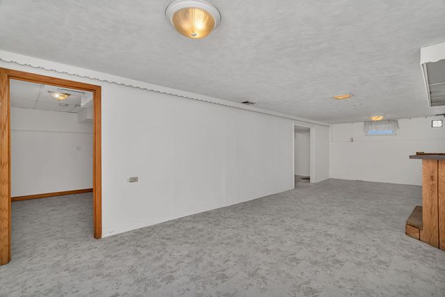 9418 Tulley Avenue, Oak Lawn, IL 60453