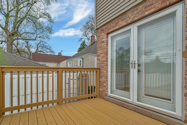 9418 Tulley Avenue, Oak Lawn, IL 60453