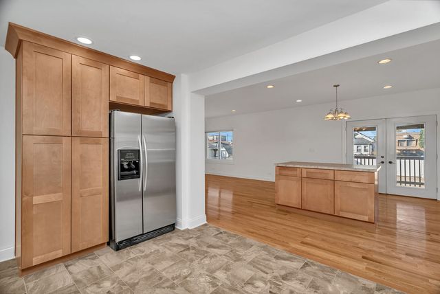 9418 Tulley Avenue, Oak Lawn, IL 60453