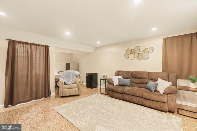 6260 HAYDON CT, Mechanicsburg, PA 17050