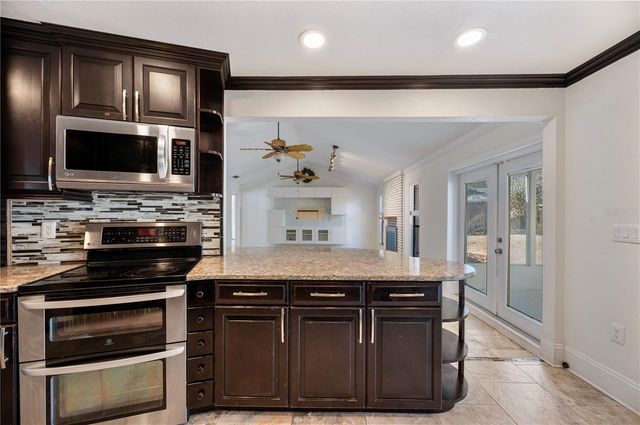 627 PALMORE COURT, Lakeland, FL 33813