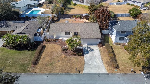 627 PALMORE COURT, Lakeland, FL 33813