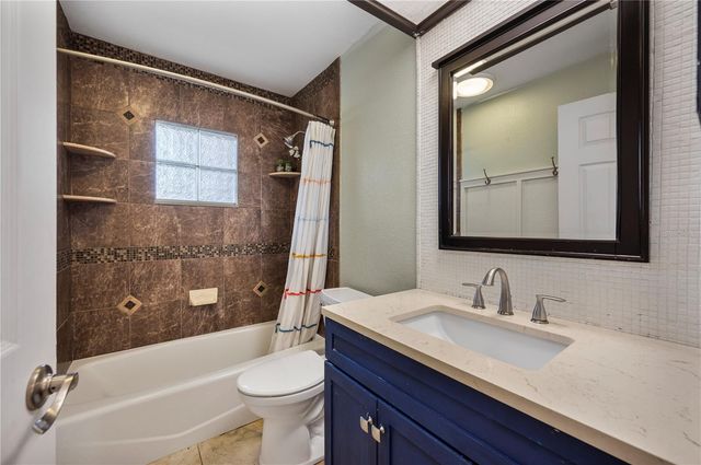 627 PALMORE COURT, Lakeland, FL 33813