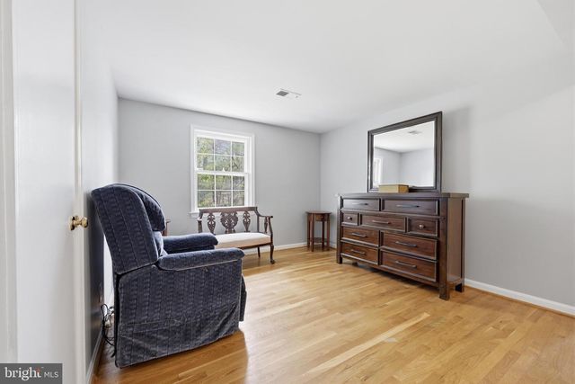9004 COPENHAVER, Potomac, MD 20854