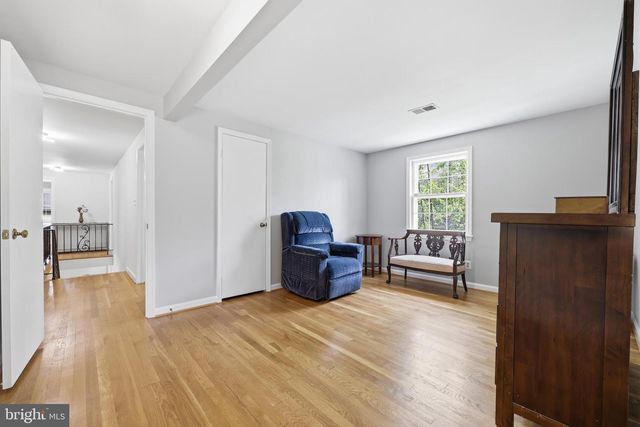 9004 COPENHAVER, Potomac, MD 20854